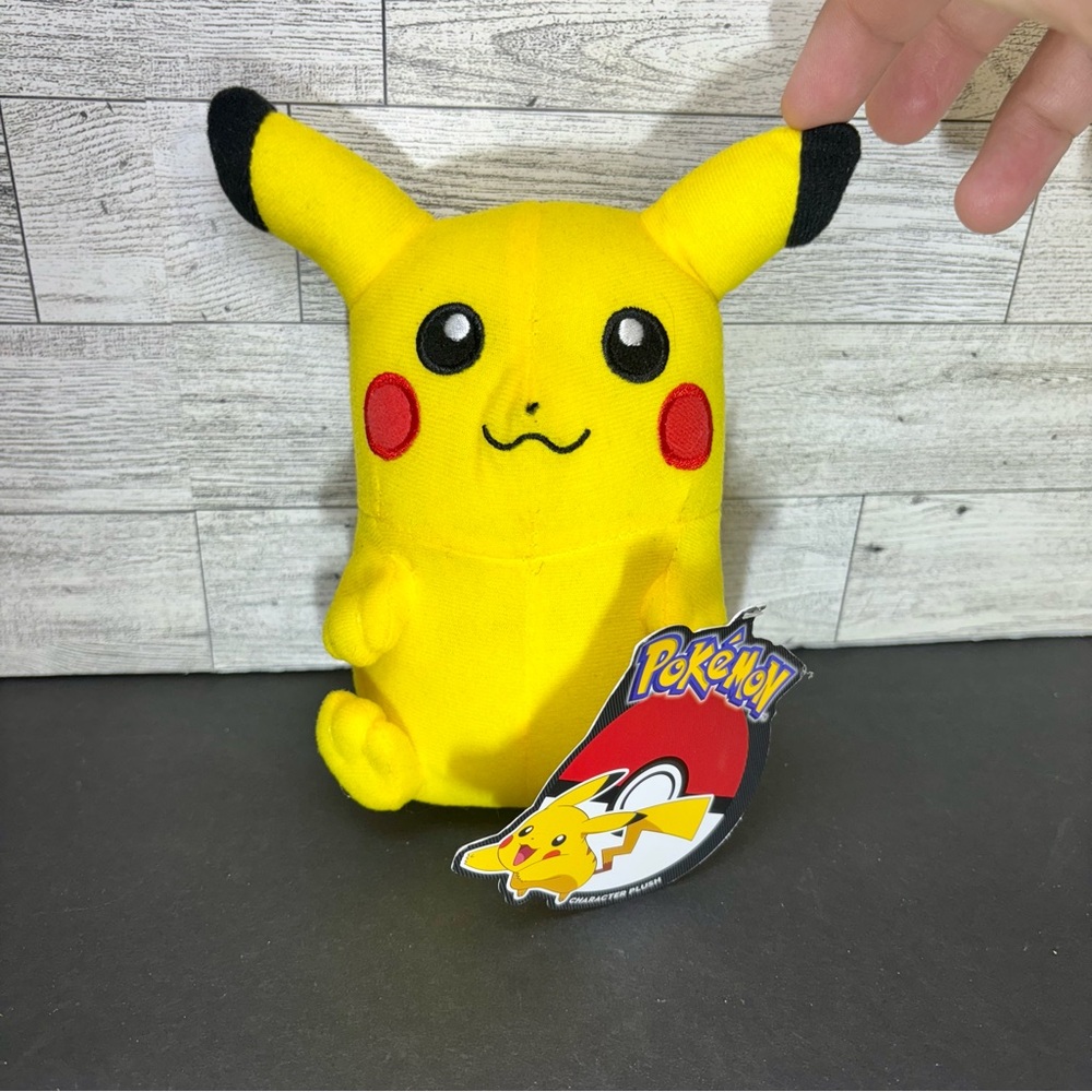 Pokemon Pikachu Plush 7" Toy Factory Stuffed Animal Plushie Yellow 2019‎ NWT